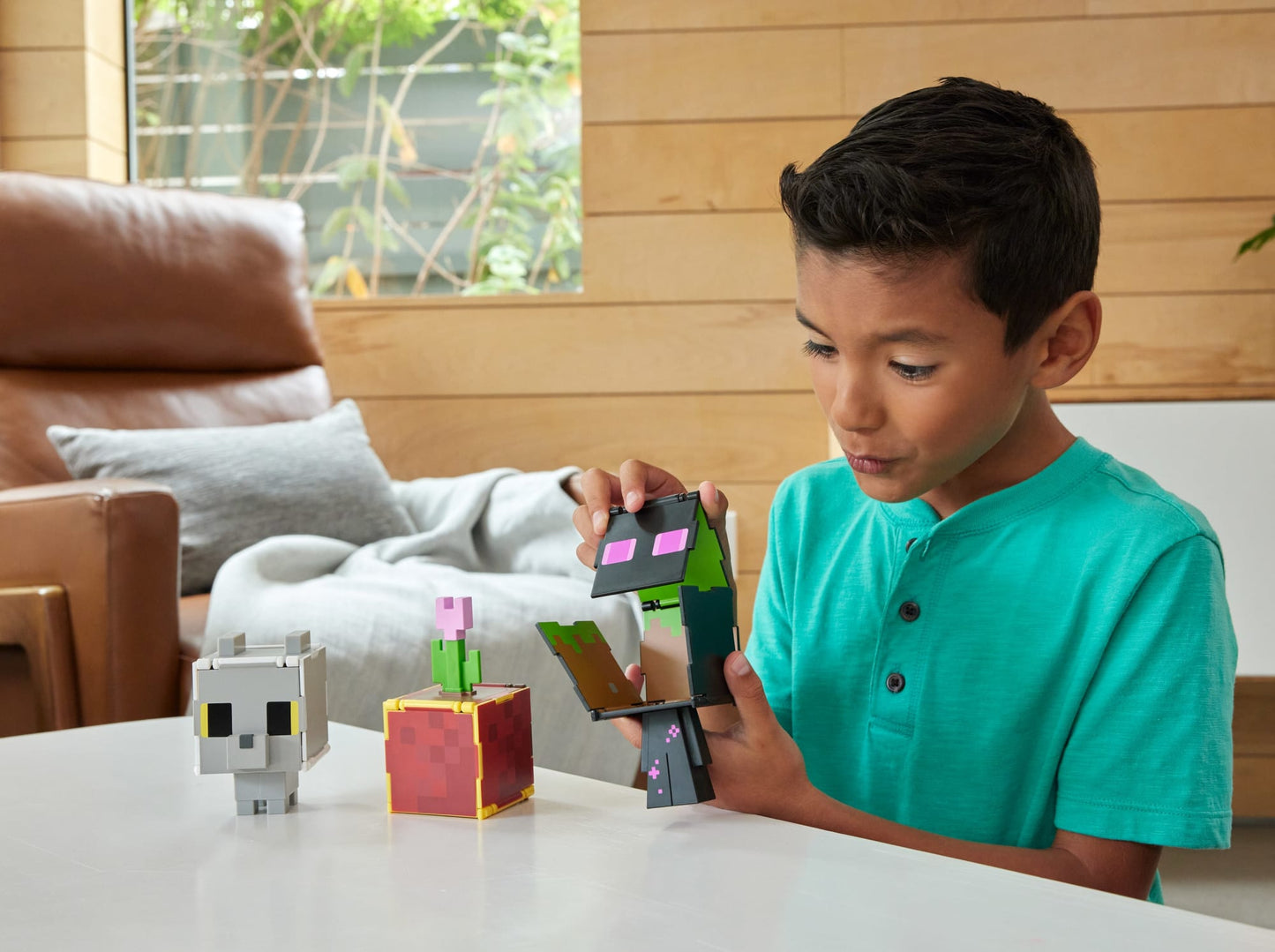 Minecraft Flippin¡¯ Figs Figures, 2-In-1 Fidget Play, 3.75-Inch Scale Collectible Toy (Characters May Vary)